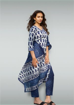 Gitanjali Suit